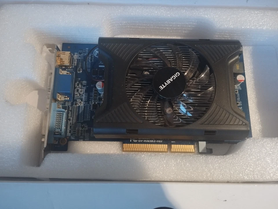 Gigabyte Radeon HD 4650 AGP - Image 2 of 3