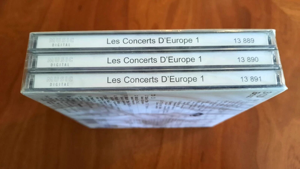 Les Concerts D'Europe 1: Miles Davis, Cannonball Adderley, Jimmy Smith (3CD) I54 Foto 3 de 4