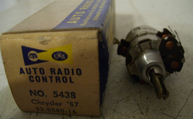 1957 CHRYSLER RADIO ON OFF SWITCH AUTO RADIO CONTROL 300 392 HEMI NO ...