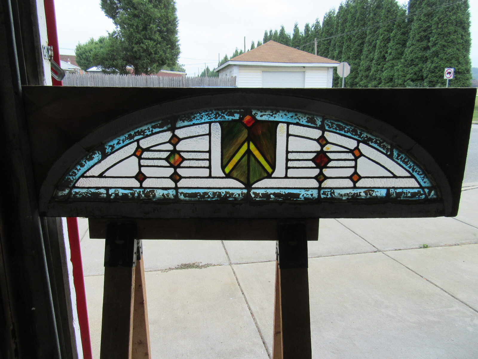 Picture 3 of 9