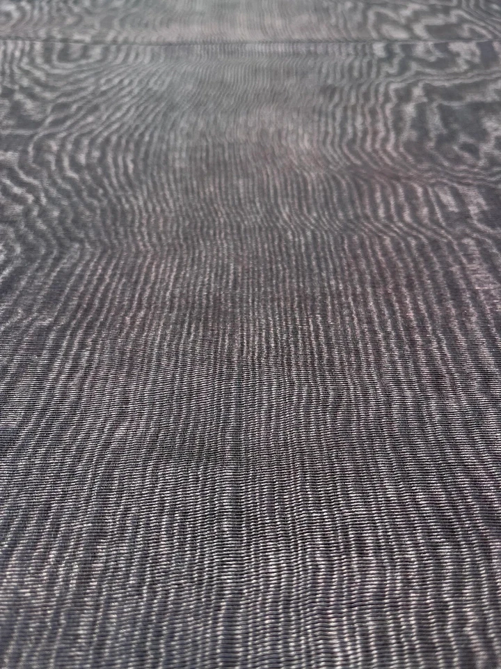 Tela Moire de seda marrón por 2 metros. Marca de agua estampada, opciones multicolor. Foto 4 de 4