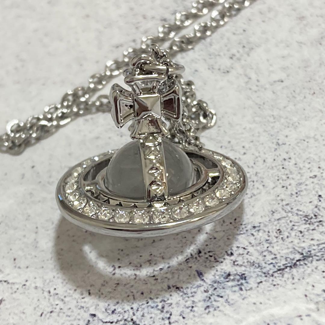 Vivienne Westwood Necklace Tiny Orb rhinestone Silver w Vivienne Westwood Necklace Tiny Orb rhinestone Silver w