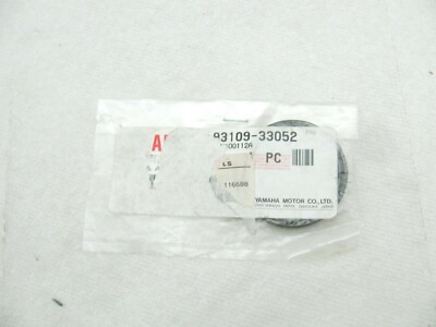 テーブル　ビンテージ Yamaha OEM Swingarm Oil Seal 93109-33052-00 | eBay