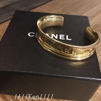 CHANEL Bracelet Bangle AUTH Coco CC chain Logo Vintage Gold Gift