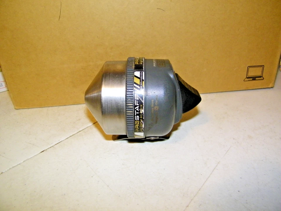 Vintage Zebco Pro Staff 888 Spin Cast Fishing Reel Made In USA - Image 4 of 4