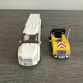 Lego City: Airport VIP Service (60102) 100% Complete with Manuals Retired 2016