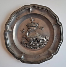 Assiette en étain Poinçon Manoir de Paris- France