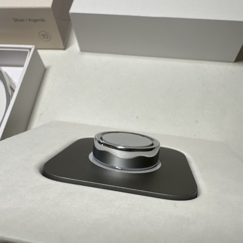 Oura Ring 4 Smart Ring Misura 10 Activity Tracker, 4a Generazione Argento Scatola Aperta/Nuovo - Foto 6 di 9