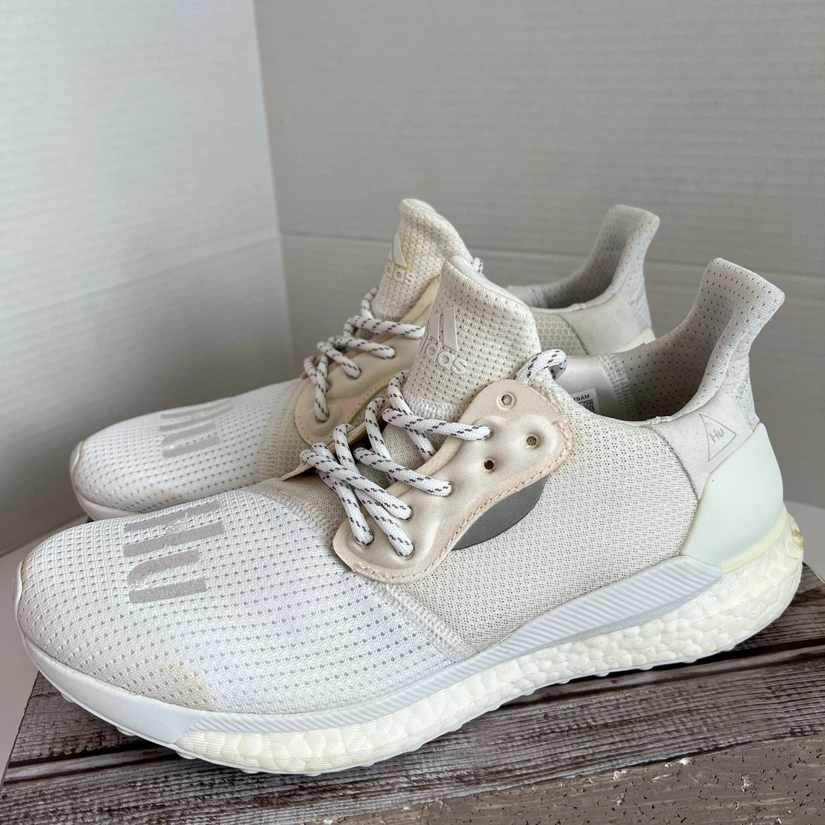 adidas Consortium x Pharrell Williams Solar Hu Pro - White Pharrell Williams x Adidas Solar HU NMD Inspiration Pack  main image 3