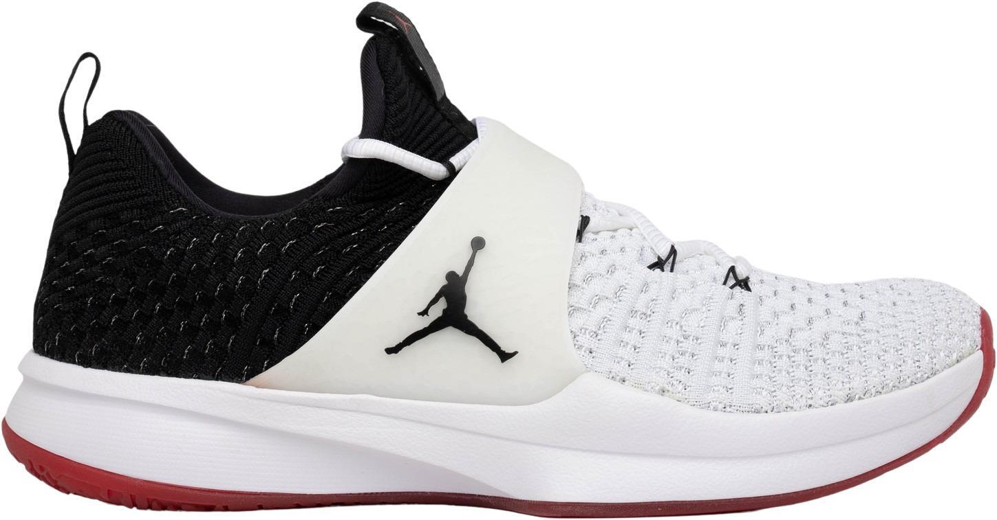 jordan trainer 2 flyknit michigan