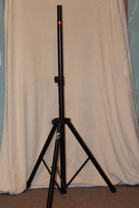 yorkville speaker stands