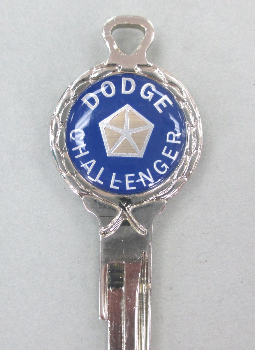 Blue Dodge CHALLENGER Deluxe Classic White Gold Keys Set 1970 1971