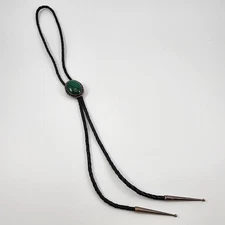 Vintage NAKAI Navajo Silversmith Sterling & Green Malachite Bolo Tie 