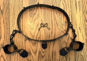 Vintage Handcuffs OLD STEEL PRISONER BELT WITH TWO SHACKLES, 3 PADLOCKS & KEYS