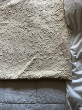 Portugal Matelassé Noble Excellence Queen Coverlet 86x90” Butter Yellow Vine