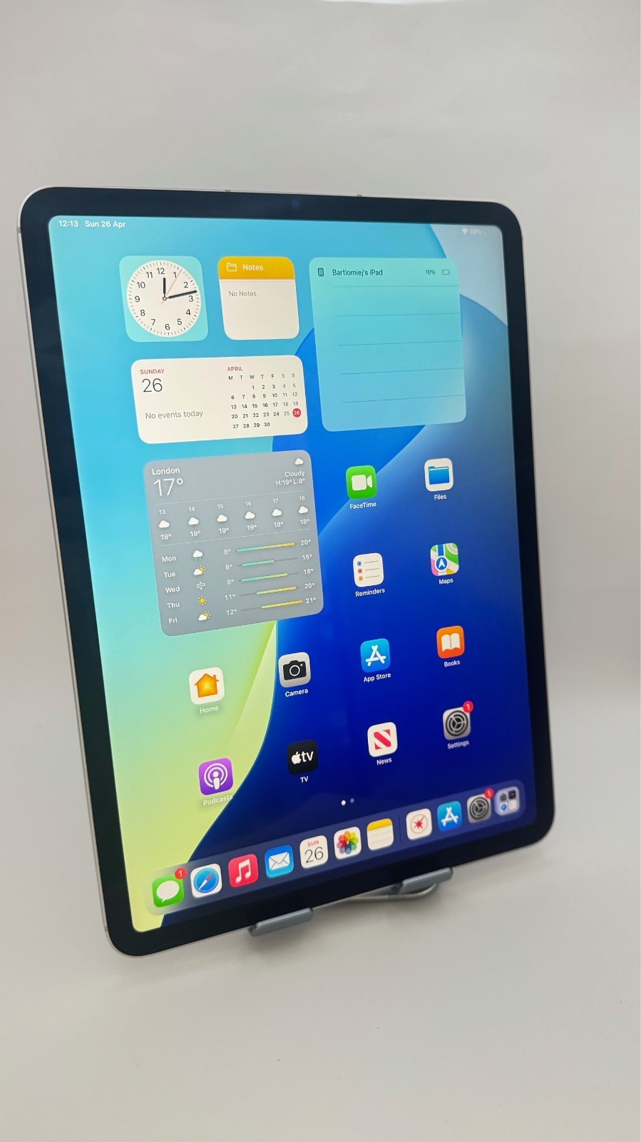 Apple iPad Pro 4th Gen. 128GB, Wi-Fi + 5G (Unlocked), 11in - Silver