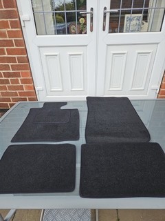 MINI COUNTRYMAN R60 FULLY TAILORED BLACK FLOOR MATS 2010 2016 NEVER BEEN USED
