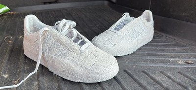 adidas Y-3 Gazelle Clear Onix Carbon  Women s 6.   Just No box