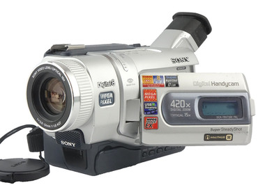 SONY DCR-TRV738E PAL Digital 8 (Hi8, Video8) Megapixel Camcorder Handycam ''TOP''