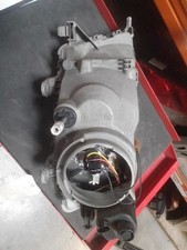Feu avant (phare) Saab 9-3