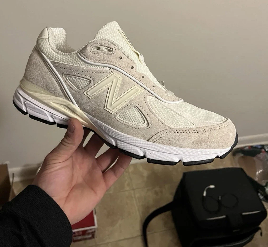 New Balance Stussy x 990v4 Made in USA White for Sale