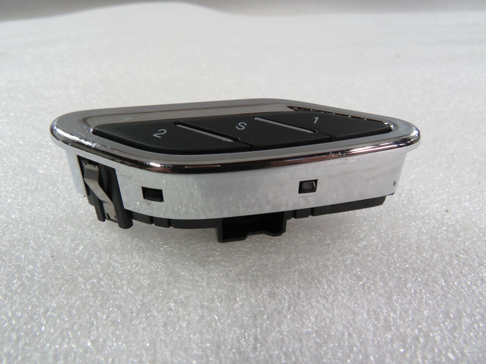 Maserati Quattroporte, Seat Memory Controls, Used, P/N 670024844