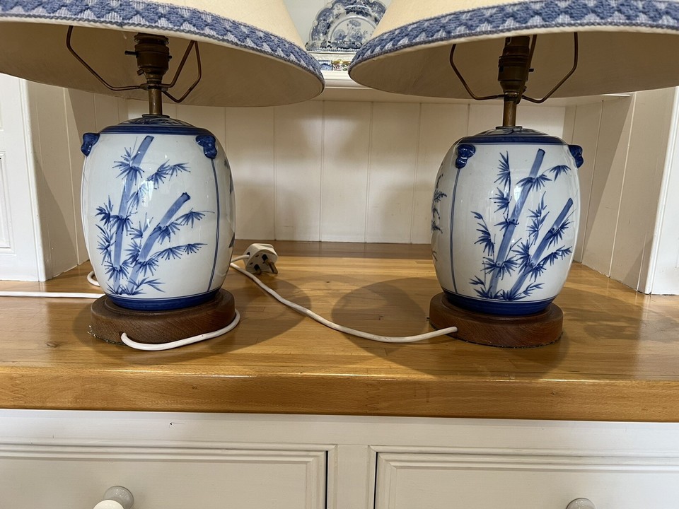 Pair Of Vintage Chinese Blue And White Table Lamps eBay