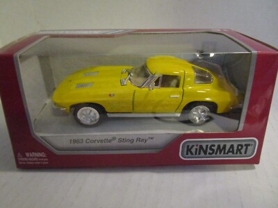 Kinsmart 1963 Corvette Sting Ray Die Cast 1:36 Scale Doors Open Pull Back Action