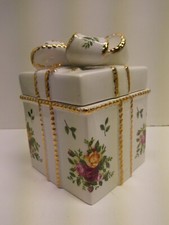 ROYAL ALBERT OLD COUNTRY ROSES LIDDED DISH TRINKET GIFT BOX BOW PORCELAIN CHINA
