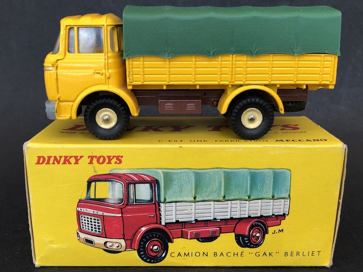 Dinky Toys France Berliet GAK camion bâché réf : 584