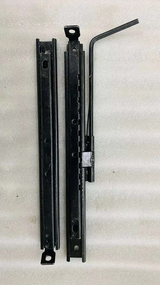 ПОДХОДИТ ДЛЯ SUZUKI SAMURAI 86'-95 СИДЕНЬЯ СКОЛЬЖЕНИЯ МОНТАЖНЫЕ КРОНШТЕЙНЫ LH & RH / OEM - Изображение 4 из 4