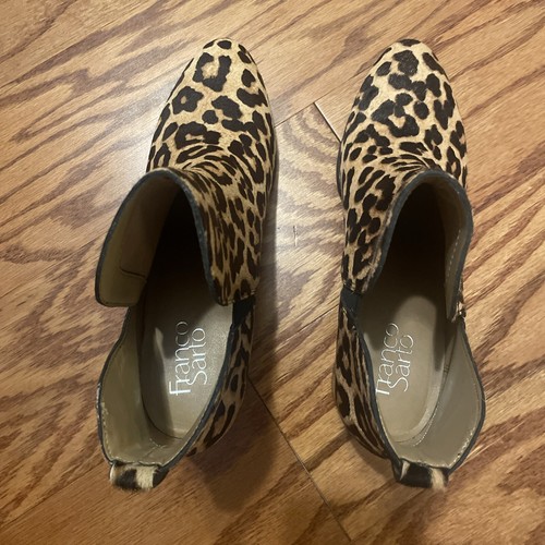 Franco Sarto Roar Leopard Print Calf Hair Ankle Boots Notched Bootie Size 7.5 - Picture 4 of 4