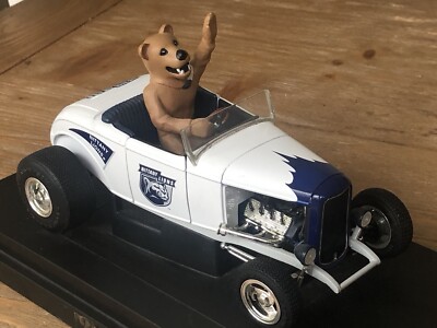 Ertl 1/18 Diecast '32 Ford Street Rod - Penn State Nittany Lions weiß 1997 sehr guter Zustand