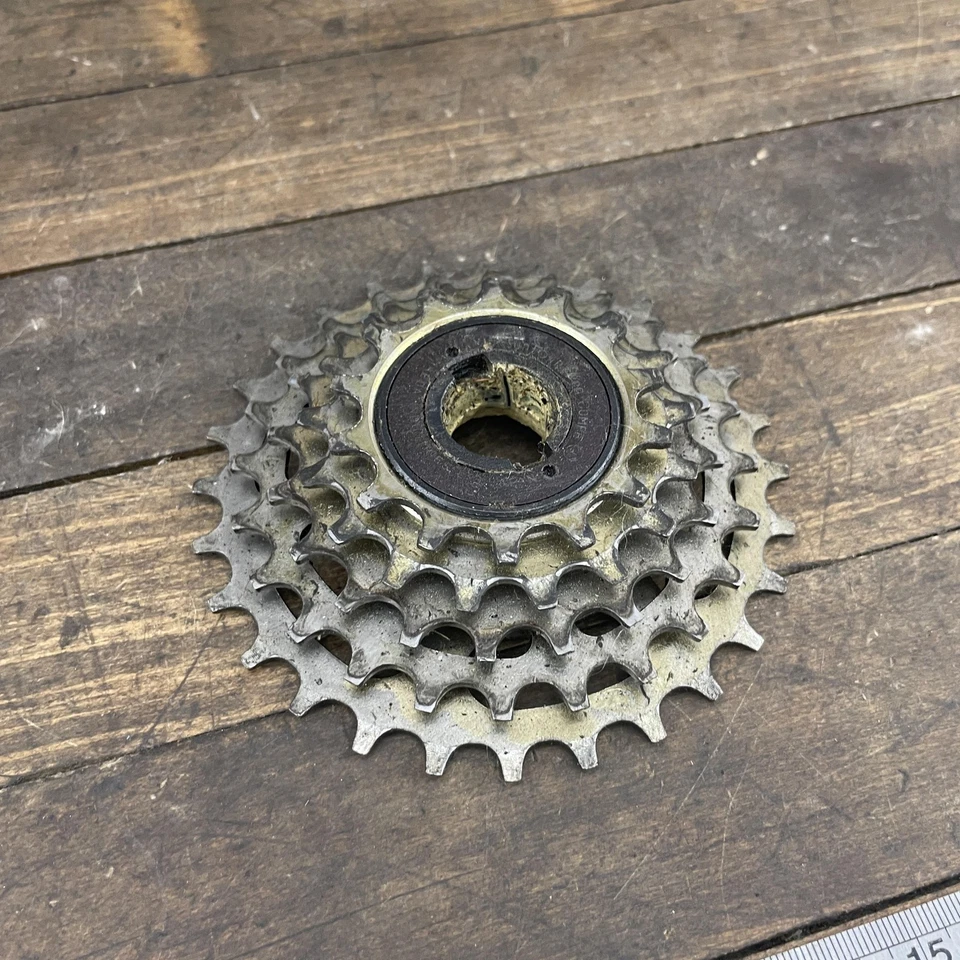 Bicicleta de Carretera De Colección SunTour Pro-Compe Rueda Libre 28h Dorada 5 Velocidades 5s Maeda Japón Foto 4 de 4