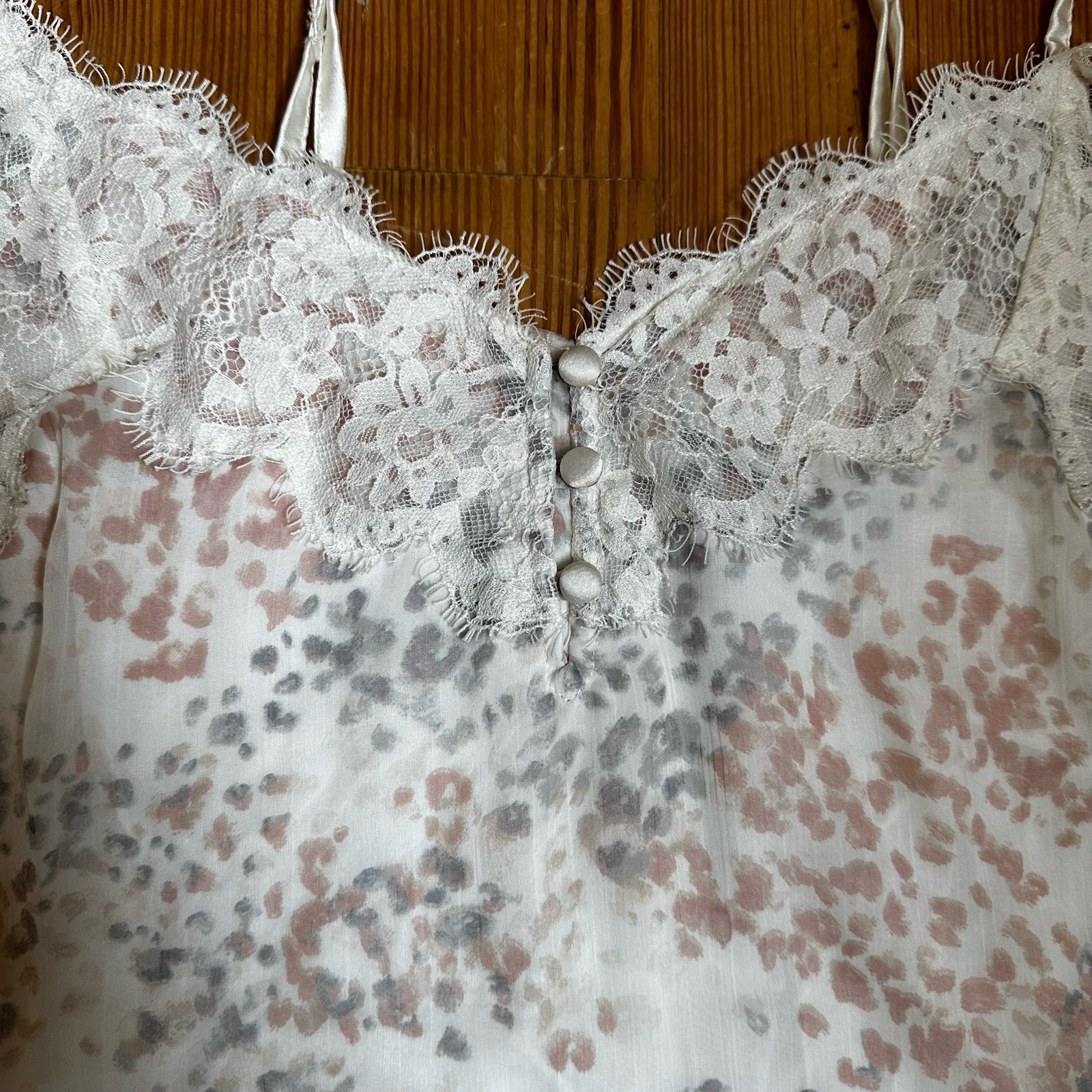 Picture 2 of 4