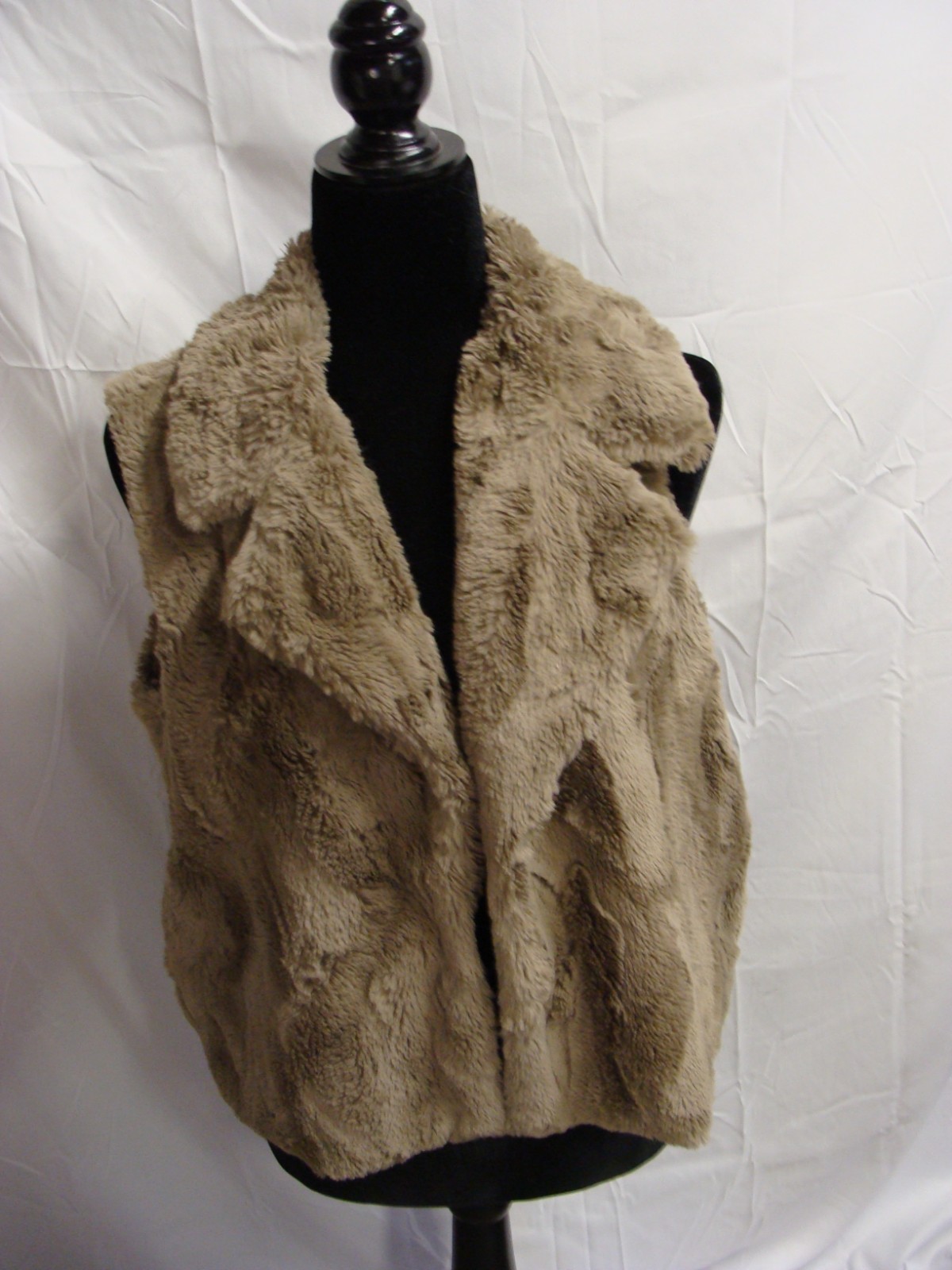 Jack By BB Dakota Women's Vest Light Brown Faux Fur Size Med Boho