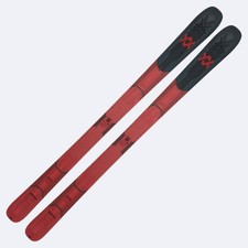 2026 Volkl Mantra M7 Skis - V2510112