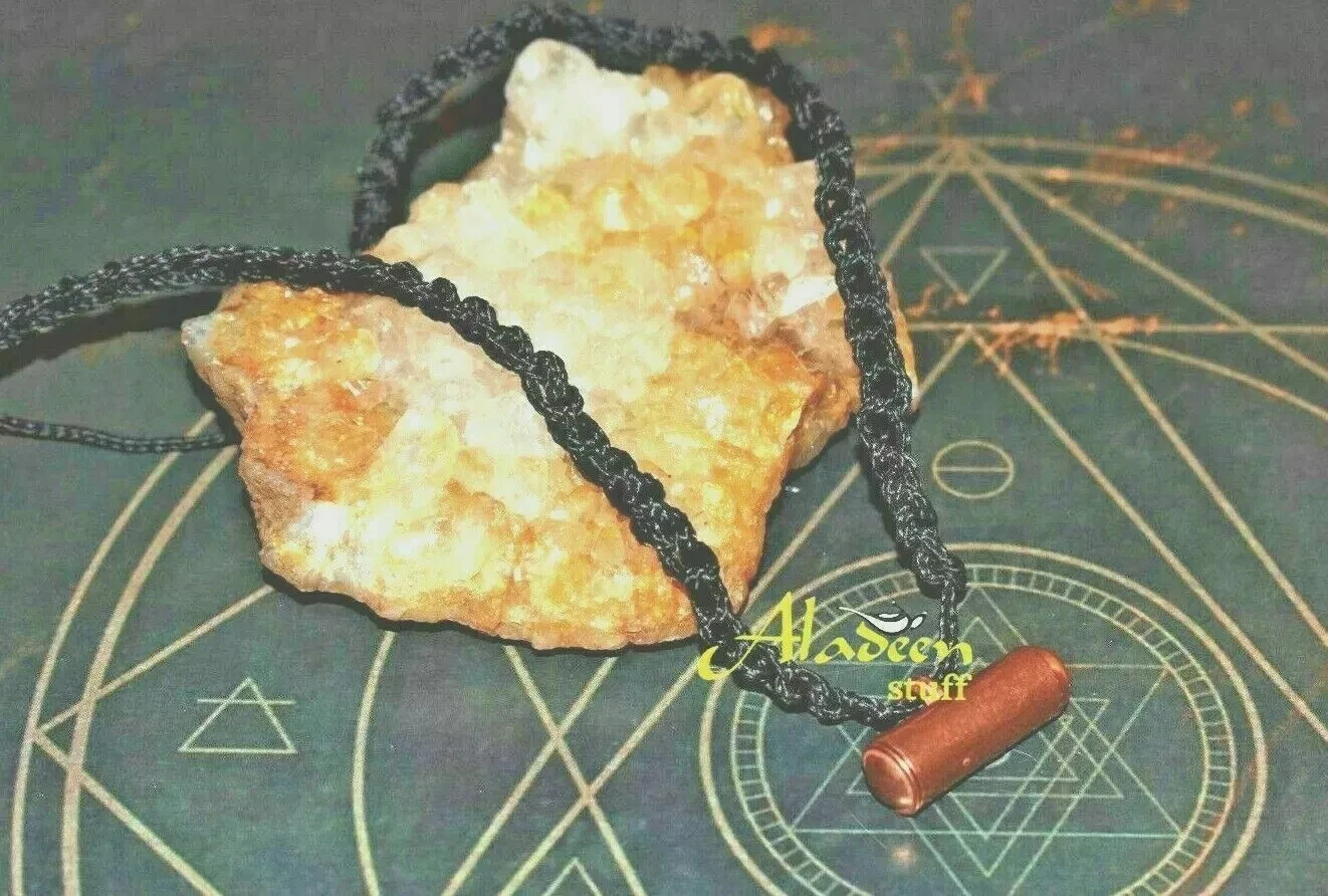 Love Attraction Vashikaran Pendant – Crystal Amulet of Desire & Energy