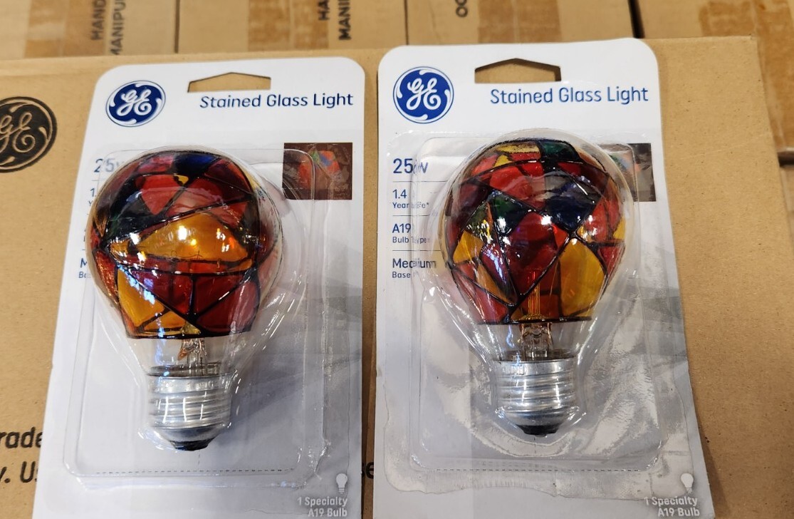(2 ) GE Unique Festive Hand Painted Stained Glass Light Bulbs 25Watt
