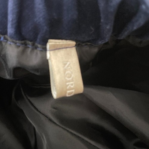 NORDSTROM BLUE VELVET HAT - Picture 8 of 10