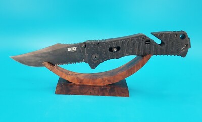SOG Trident Assisted Open Combo Edge Folding Pocket Knife!