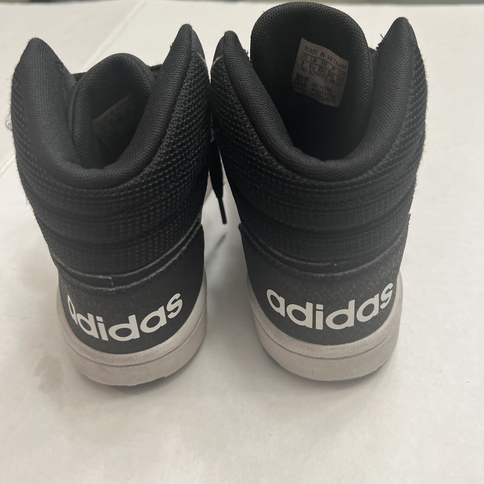 SAOLA Scarpe da corsa Adidas Kids Hoops 2 FY6468 nere sneakers taglia 2 US Basketball Mid