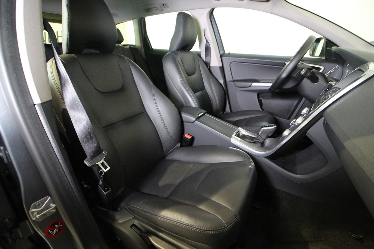 Volvo XC60 2,0 D4 190 Summum aut.