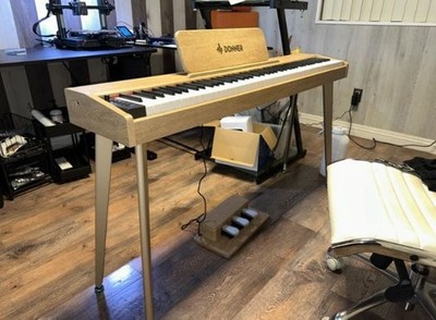 Donner DDP-60 Digital Piano Keyboard Wood Grain Design With 30W Speaker