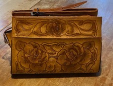 Vintage floral tooled leather purse made in Mexico