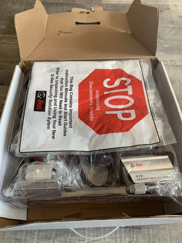 Q-See 8 Channel DVRSecurity System Kit 8 Cameras 320gb Hard Disk Brand New - Image 4 of 4
