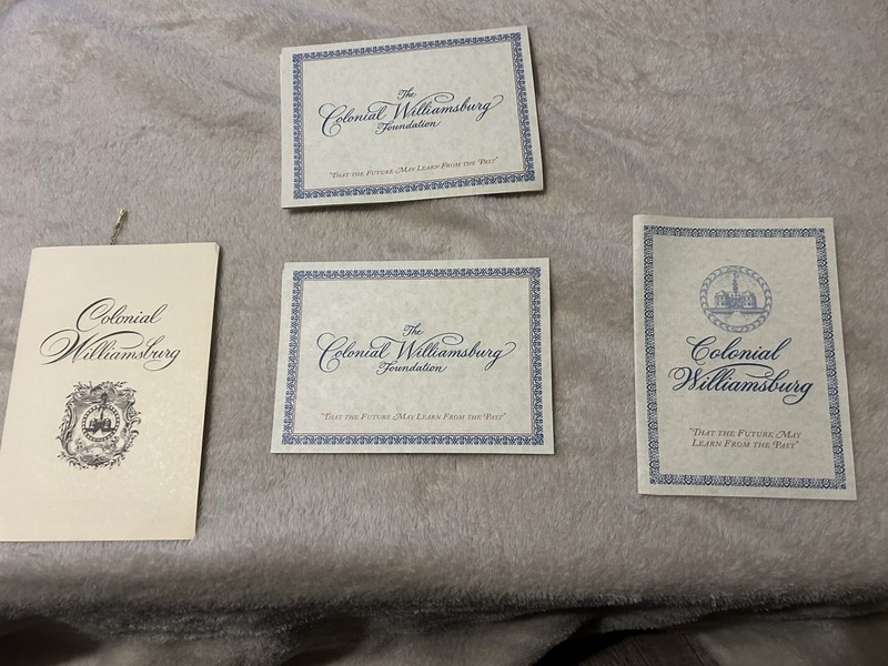 A Colonial Williamsburg Gold-Plated Ornament lot