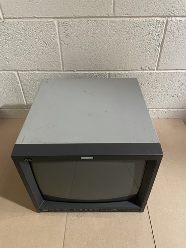 17 Inch JVC CRT Retro Gaming PVM Video Monitor SDI S-Video Composite TM-H1750CG - Picture 9 of 9