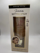 Shimmer Setting Spray Moisturizes + Hydrates / Long Lasting