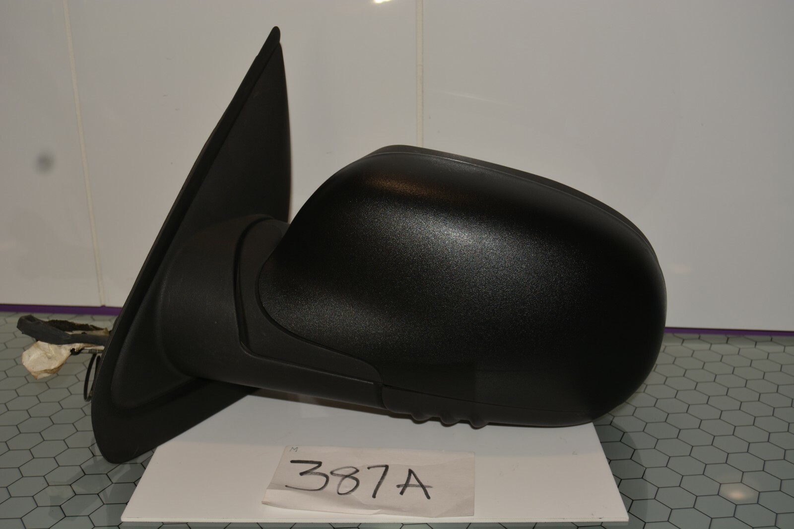 02 03 04 05 06 07 08 09 GMC Envoy DRIVER side mirror Power BLACK TEXTURE 387-A
